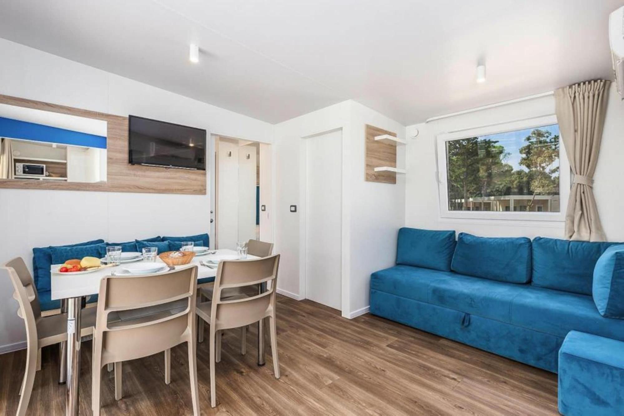 Mobile Home Mediteran Superior By The Pool In Caravan Park Strasko, Novalja Buitenkant foto